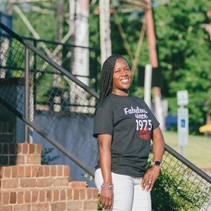 Meet your Posher, Lisa